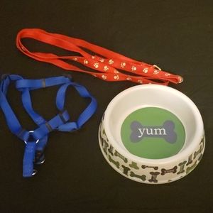 Med. Blue dog harness with Leash and dog bowl